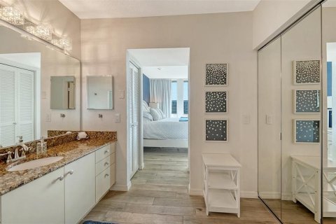 Copropriété à vendre à Longboat Key, Floride: 2 chambres, 108.88 m2 № 2102760 - photo 25