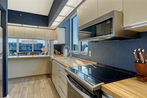 Copropriété à vendre à Longboat Key, Floride: 2 chambres, 108.88 m2 № 2102760 - photo 17