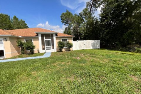 House in Ocala, Florida 3 bedrooms, 175.59 sq.m. № 1828087 - photo 3