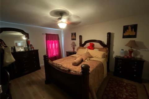 House in Ocala, Florida 3 bedrooms, 175.59 sq.m. № 1828087 - photo 14