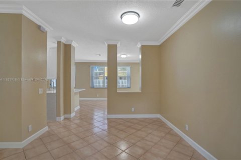 Villa ou maison à louer à Weston, Floride: 5 chambres № 1814017 - photo 26
