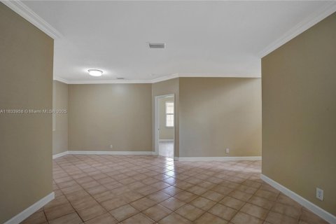 Villa ou maison à louer à Weston, Floride: 5 chambres № 1814017 - photo 24