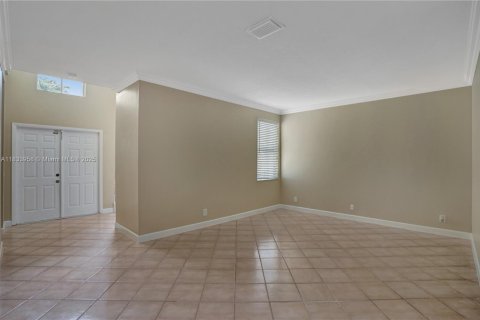 Villa ou maison à louer à Weston, Floride: 5 chambres № 1814017 - photo 28