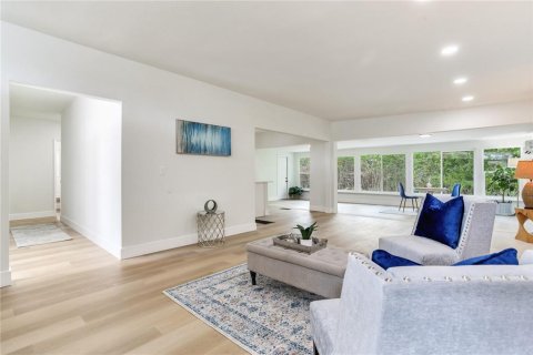 Casa en venta en Sarasota, Florida, 2 dormitorios, 158.86 m2 № 2166977 - foto 8