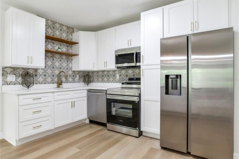 Casa en venta en Sarasota, Florida, 2 dormitorios, 158.86 m2 № 2166977 - foto 29
