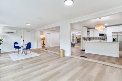 Casa en venta en Sarasota, Florida, 2 dormitorios, 158.86 m2 № 2166977 - foto 21