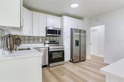 Casa en venta en Sarasota, Florida, 2 dormitorios, 158.86 m2 № 2166977 - foto 26