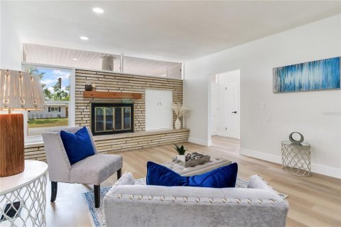 Casa en venta en Sarasota, Florida, 2 dormitorios, 158.86 m2 № 2166977 - foto 9