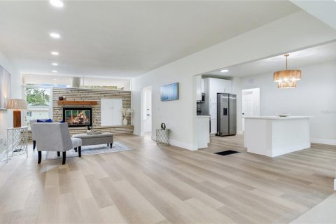 Casa en venta en Sarasota, Florida, 2 dormitorios, 158.86 m2 № 2166977 - foto 15