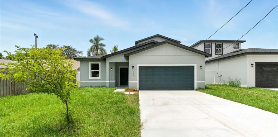 House in Orlando, Florida 4 bedrooms, 173.17 sq.m. № 1845147