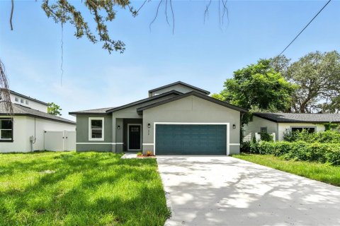 House in Orlando, Florida 4 bedrooms, 173.17 sq.m. № 1845147 - photo 27