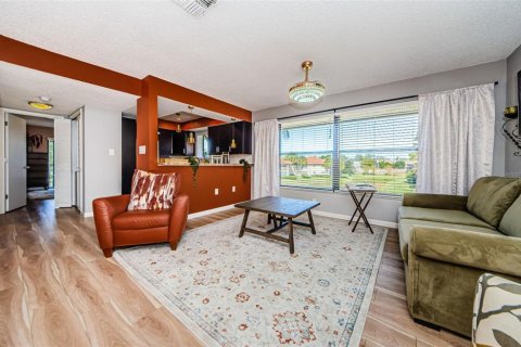 Copropriété à louer à Clearwater, Floride: 1 chambre, 69.68 m2 № 2400085 - photo 4