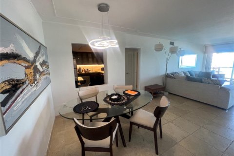 Купить кондоминиум в Майами-Бич, Флорида 2 спальни, 95.69м2, № 2085877 - фото 11