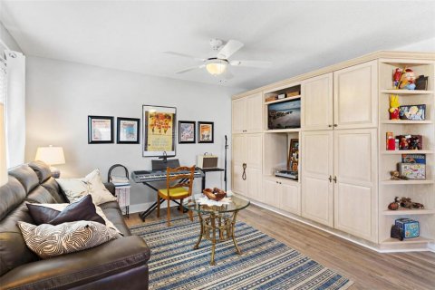 Villa ou maison à vendre à Summerfield, Floride: 2 chambres, 157.47 m2 № 2127318 - photo 3