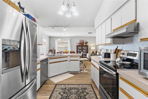 Villa ou maison à vendre à Summerfield, Floride: 2 chambres, 157.47 m2 № 2127318 - photo 5