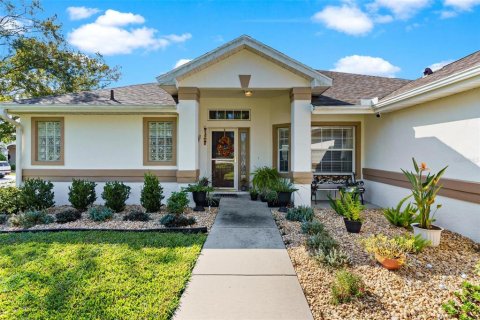 Villa ou maison à vendre à Summerfield, Floride: 2 chambres, 157.47 m2 № 2127318 - photo 9