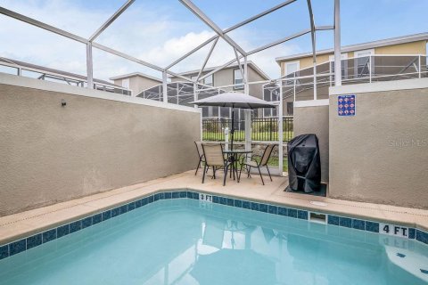 Townhouse in Davenport, Florida 5 bedrooms, 201.32 sq.m. № 1518416 - photo 12