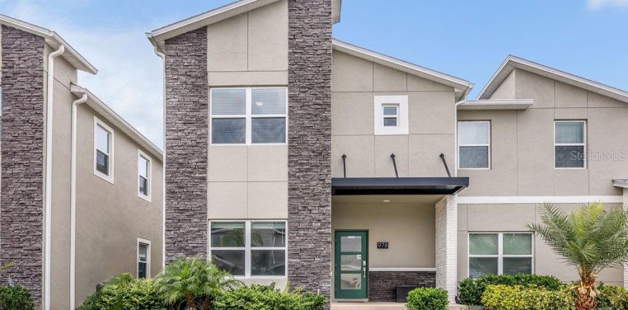 Townhouse in Davenport, Florida 5 bedrooms, 201.32 sq.m. № 1518416