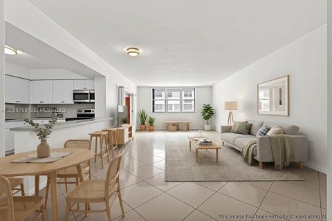 Copropriété à vendre à Miami Beach, Floride: 2 chambres, 122.91 m2 № 2090182 - photo 7