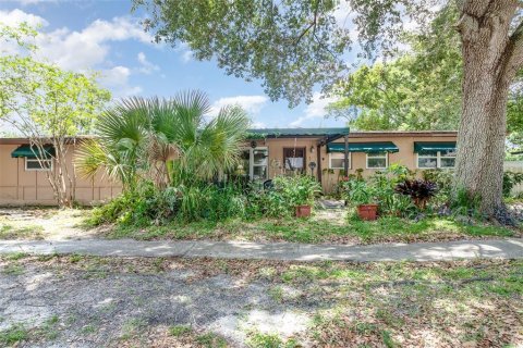 Villa ou maison à vendre à Casselberry, Floride: 3 chambres, 154.03 m2 № 1838528 - photo 1