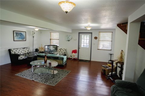 Villa ou maison à vendre à Okeechobee, Floride: 3 chambres № 1958352 - photo 5