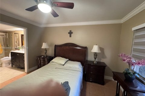 Купить кондоминиум в Пемброк-Пайнс, Флорида 1 спальня, 98.1м2, № 2002773 - фото 8