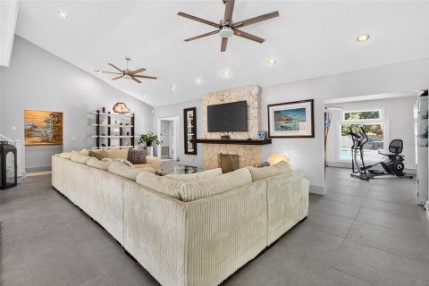 Casa en venta en Bradenton, Florida, 4 dormitorios, 336.03 m2 № 2093098 - foto 10