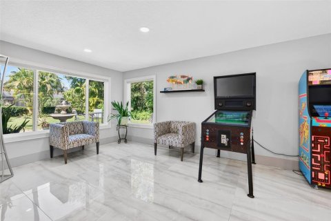 Casa en venta en Bradenton, Florida, 4 dormitorios, 336.03 m2 № 2093098 - foto 19
