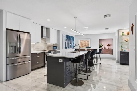 Casa en venta en Bradenton, Florida, 4 dormitorios, 336.03 m2 № 2093098 - foto 27