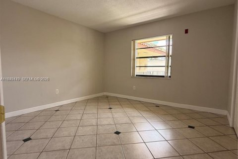 Купить кондоминиум в Майами, Флорида 2 спальни, 80.64м2, № 1997139 - фото 9