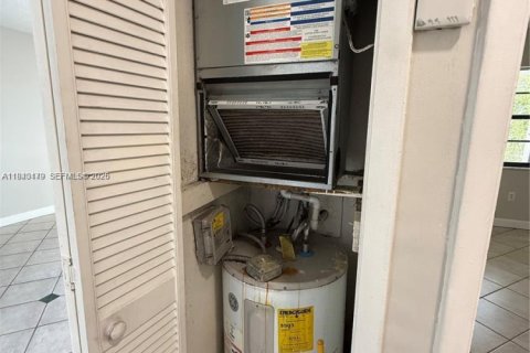 Купить кондоминиум в Майами, Флорида 2 спальни, 80.64м2, № 1997139 - фото 16