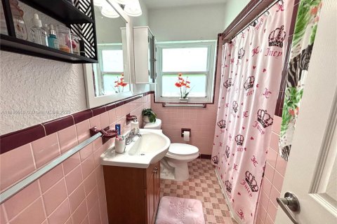 Снять в аренду виллу или дом в Майами, Флорида 3 спальни, 167.22м2, № 1933452 - фото 22