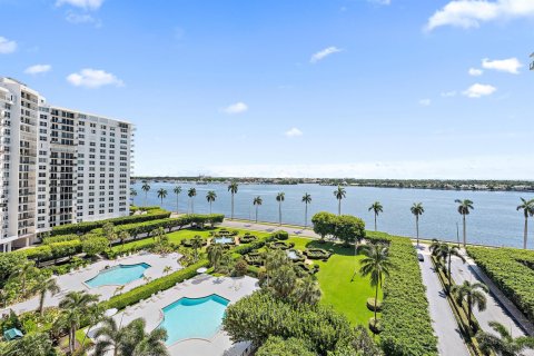 Copropriété à louer à West Palm Beach, Floride: 2 chambres, 125.23 m2 № 1068410 - photo 1