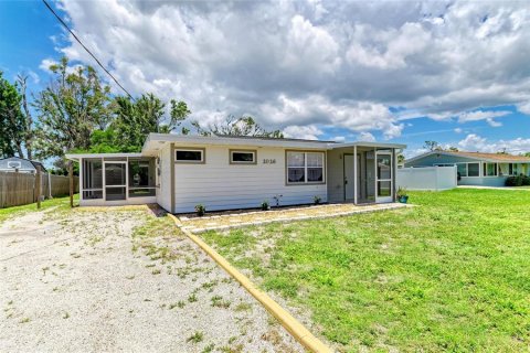 House in Englewood, Florida 2 bedrooms, 106.28 sq.m. № 1791129 - photo 4
