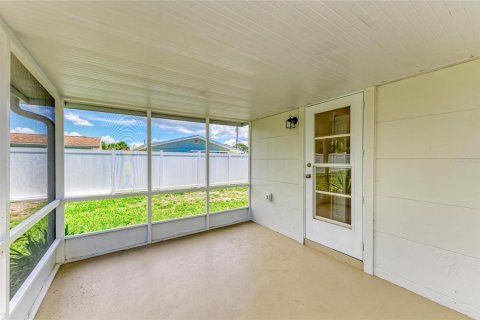House in Englewood, Florida 2 bedrooms, 106.28 sq.m. № 1791129 - photo 22