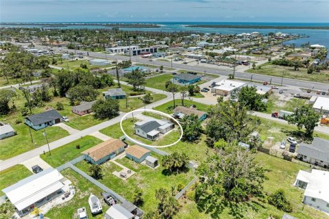 House in Englewood, Florida 2 bedrooms, 106.28 sq.m. № 1791129 - photo 7