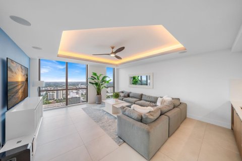 Condo in Fort Lauderdale, Florida, 5 bedrooms № 2178583 - photo 19