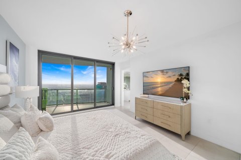 Condo in Fort Lauderdale, Florida, 5 bedrooms № 2178583 - photo 23