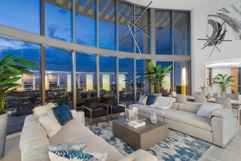 Condo in Fort Lauderdale, Florida, 5 bedrooms № 2178583 - photo 16
