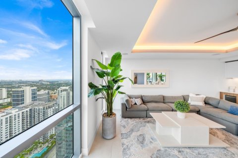 Condo in Fort Lauderdale, Florida, 5 bedrooms № 2178583 - photo 22