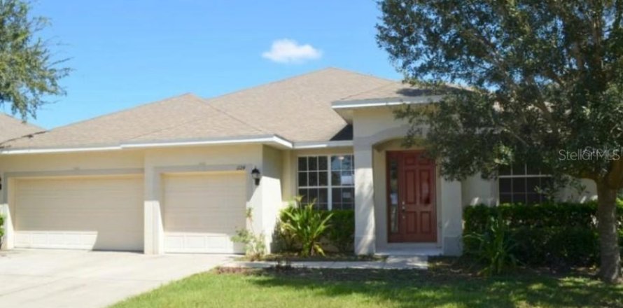 House in Seffner, Florida 4 bedrooms, 263.56 sq.m. № 2221944