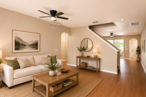 House in Seffner, Florida 4 bedrooms, 263.56 sq.m. № 2221944 - photo 3