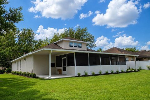 House in Seffner, Florida 4 bedrooms, 263.56 sq.m. № 2221944 - photo 2