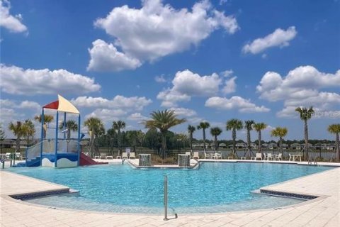 Casa en alquiler en Kissimmee, Florida, 4 dormitorios, 205.04 m2 № 2211112 - foto 6