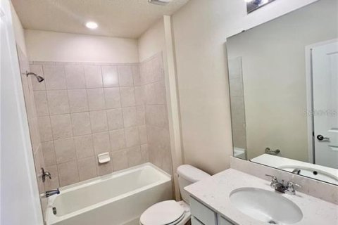 Casa en alquiler en Kissimmee, Florida, 4 dormitorios, 205.04 m2 № 2211112 - foto 15