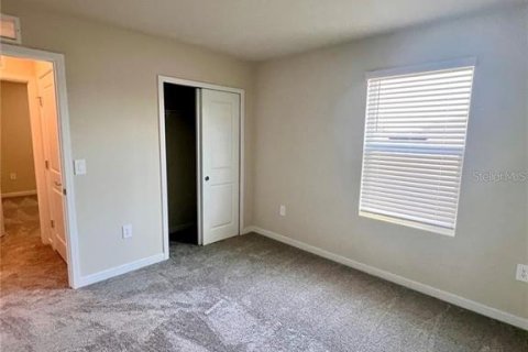 Casa en alquiler en Kissimmee, Florida, 4 dormitorios, 205.04 m2 № 2211112 - foto 18