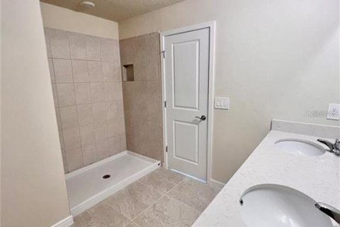 Casa en alquiler en Kissimmee, Florida, 4 dormitorios, 205.04 m2 № 2211112 - foto 24