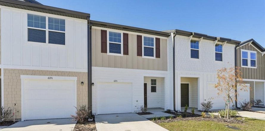Townhouse in Zephyrhills, Florida 3 bedrooms, 128.76 sq.m. № 1765148