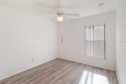 Villa ou maison à louer à Orlando, Floride: 4 chambres, 174.19 m2 № 2211262 - photo 17