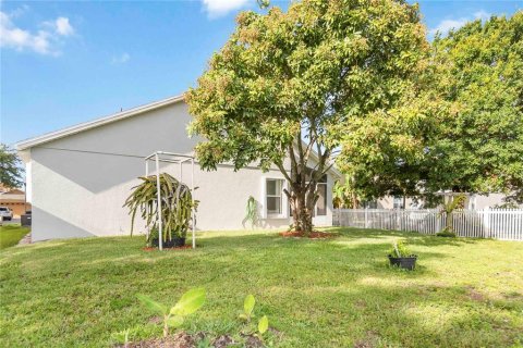 Villa ou maison à louer à Orlando, Floride: 4 chambres, 174.19 m2 № 2211262 - photo 25